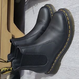 Womens Dr. Martens Chelsea boot